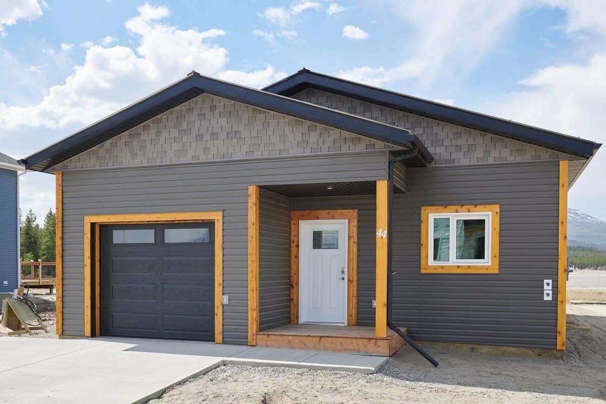 Nn - The Kluane - Whistlebend 3-Bed 2-Bath Villa Whitehorse Exterior photo